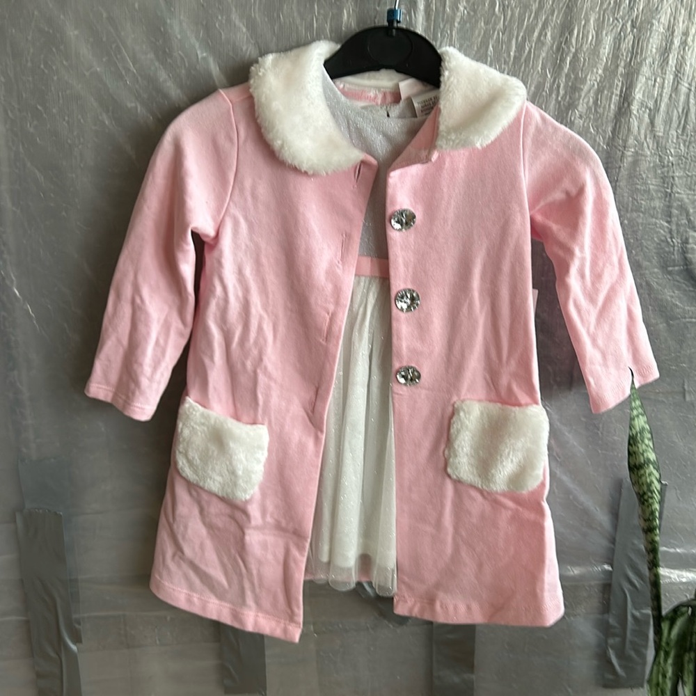Youngland the mom-friendly, Beautiful New  Dress pink and with.